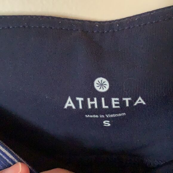 Athleta Splits Revelation Capris - Picture 5 of 5